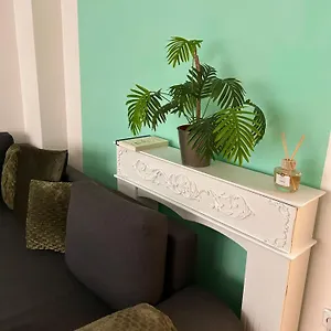  Apartmán Sunny Flat In Center Of