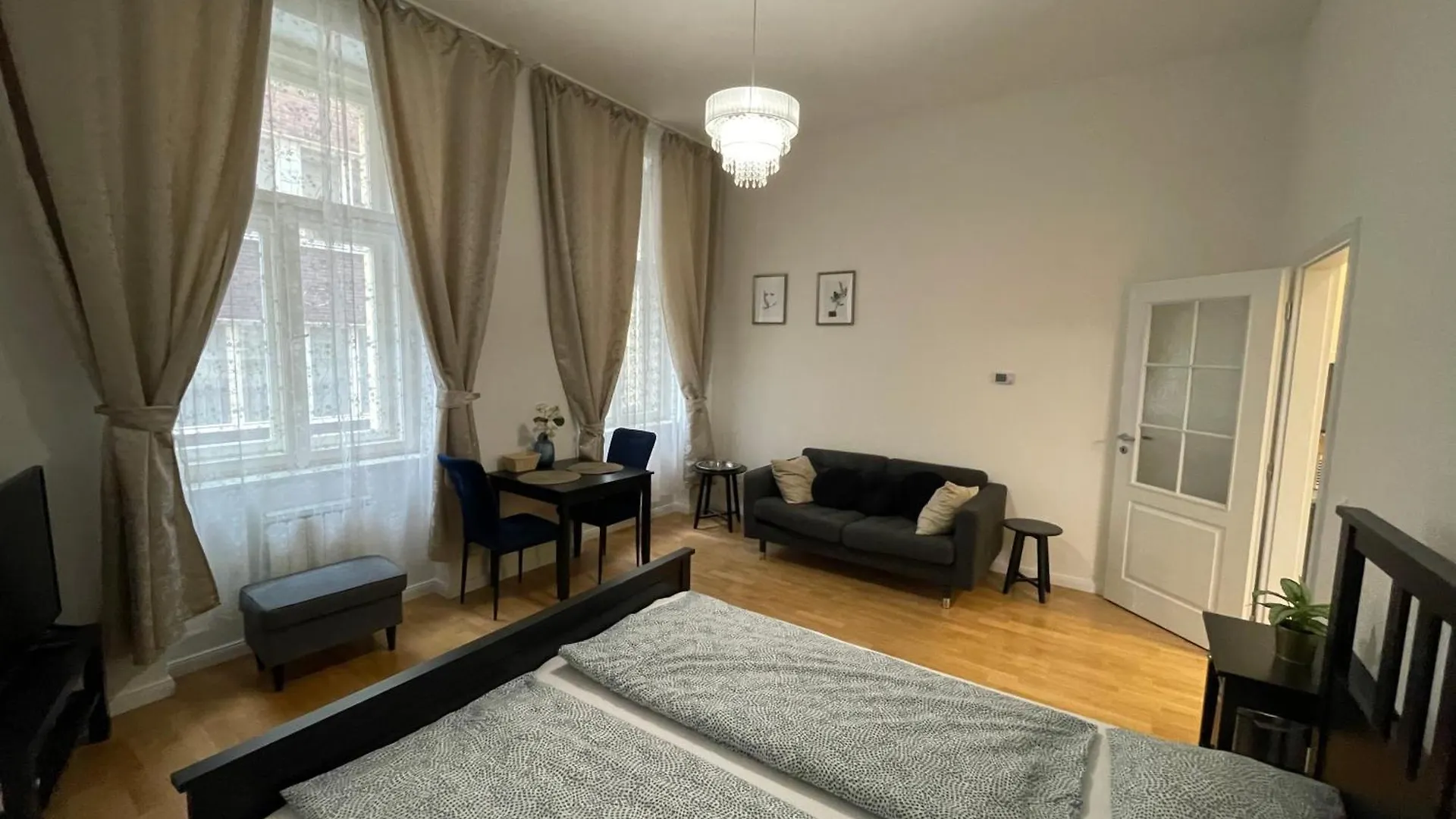 Cosy Nice Apartment - Stepanska Prague 1